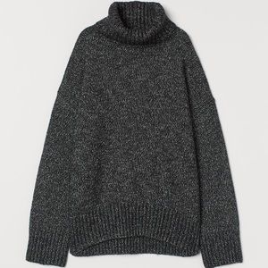 New H&M oversized Knit Turtleneck Sweater - NWT